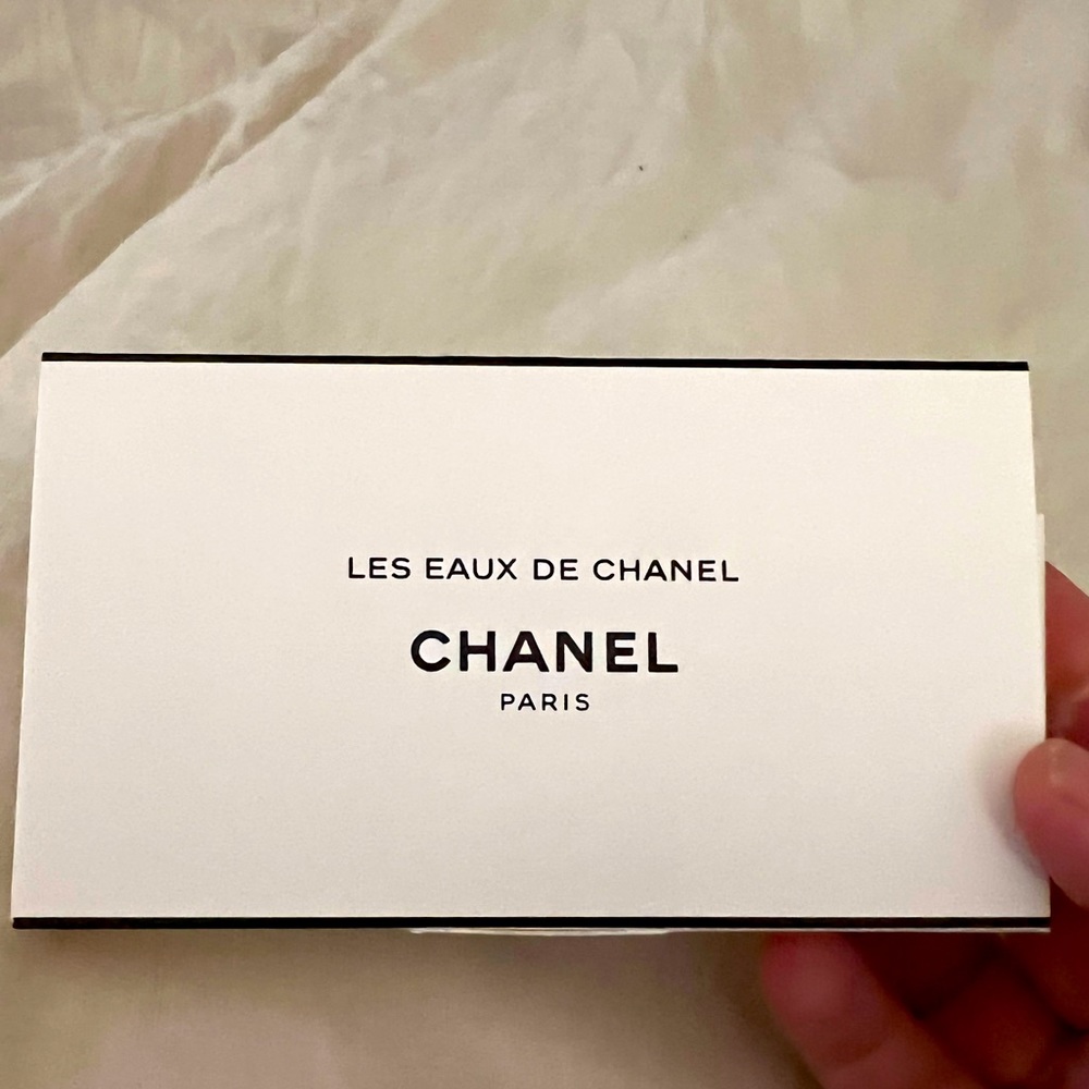 Les Eaux De Chanel fragrance wardrobe, set of 6 tester sized samples brand new!!